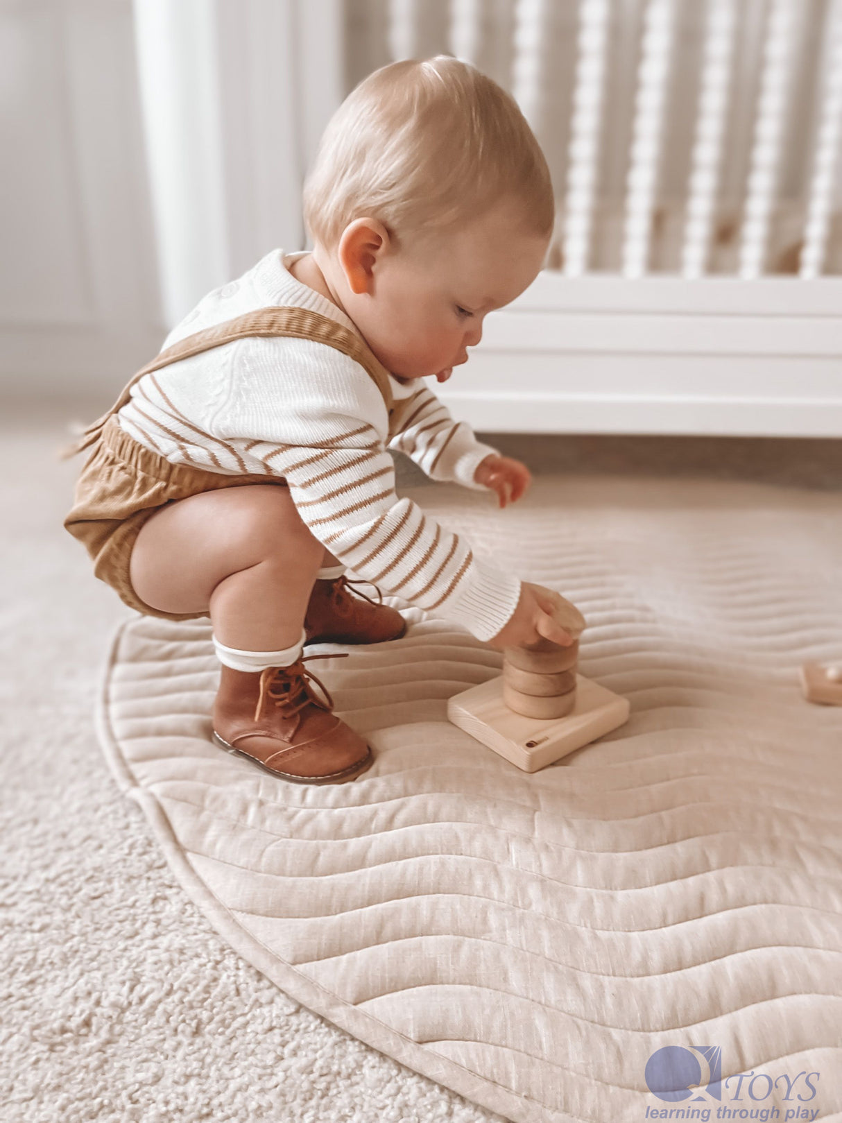 Montessori Vertical Ring Stacker