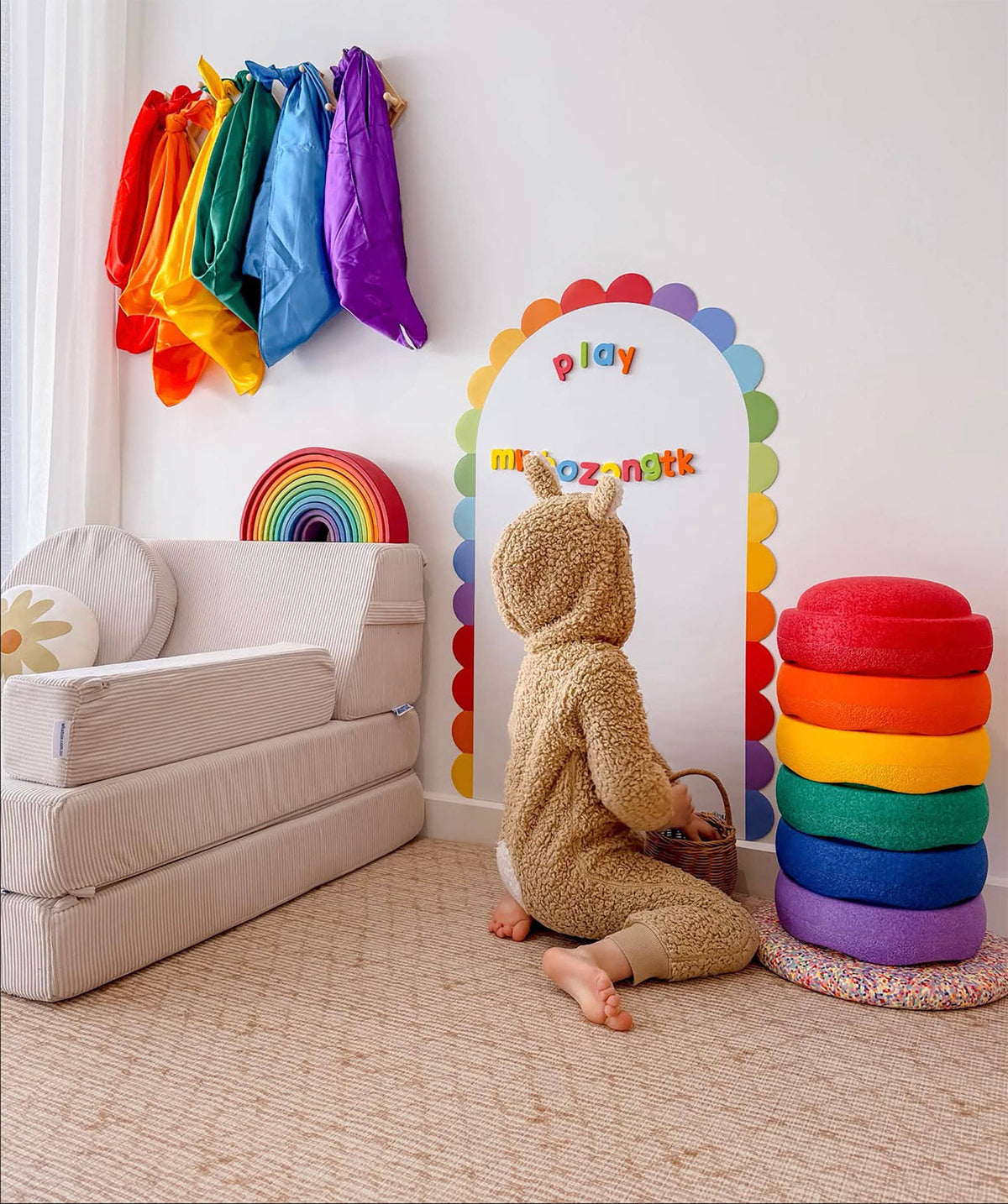 Magentic Wall Decal - Peel & Play Petal Design