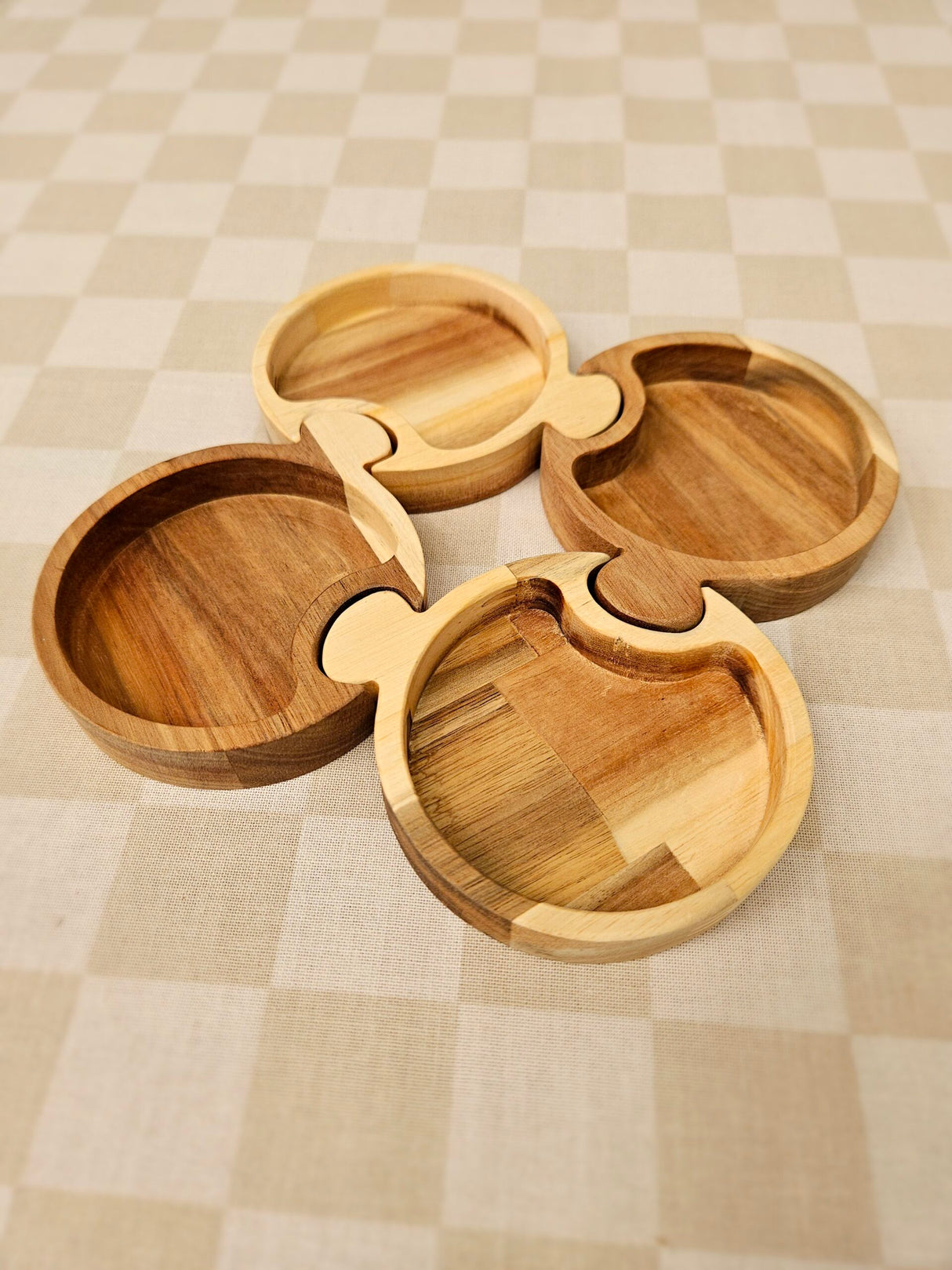 Round Puzzle Trays