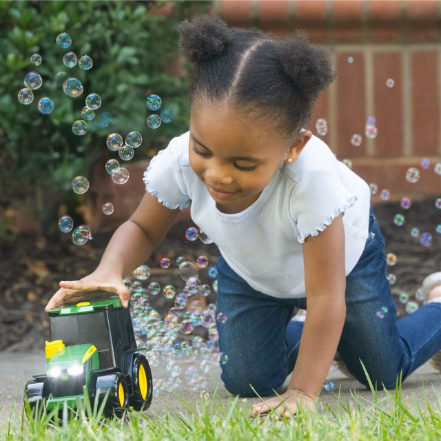 John Deere Bubble 'N' Go Tractor