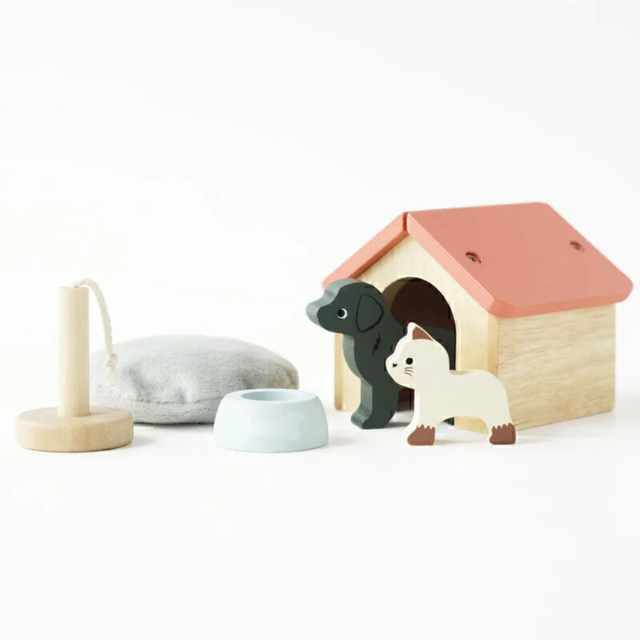 Daisylane Pet Accessory Set