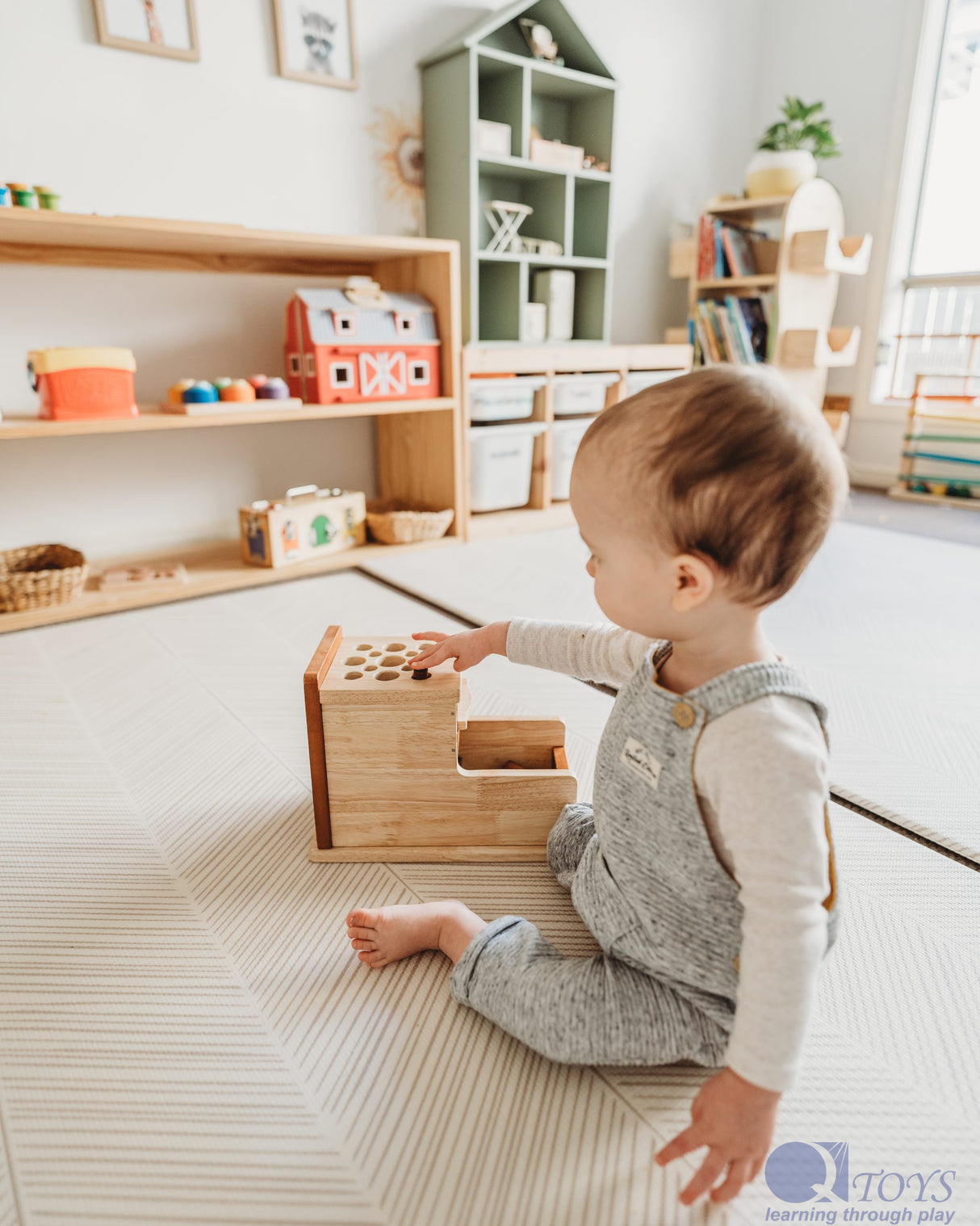 Montessori Cylinder Post Box