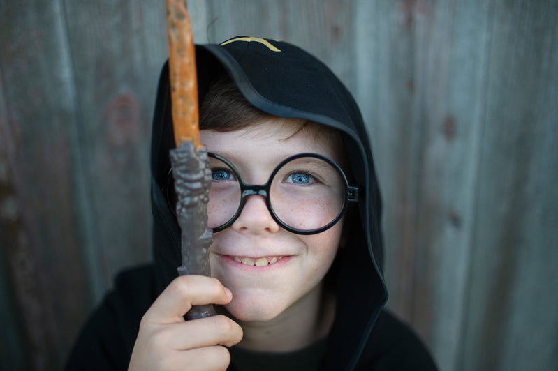 Wizard Cloak with Glasses