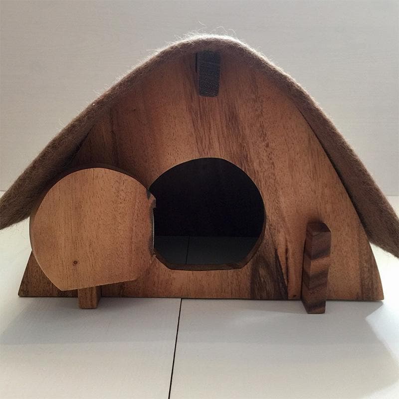 Hobbit House with Felt Roof
