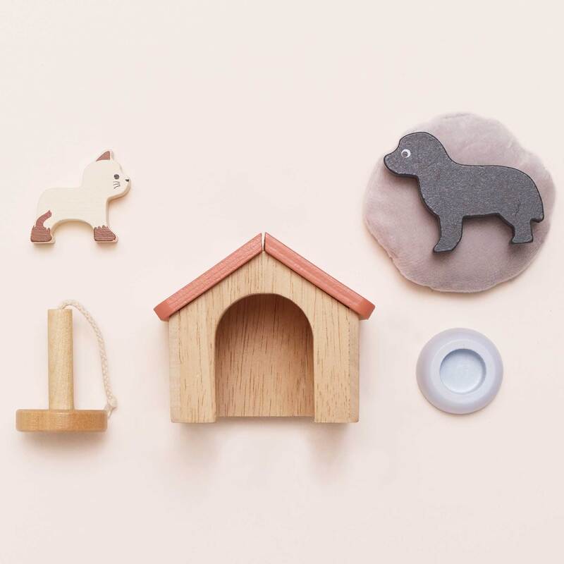 Daisylane Pet Accessory Set