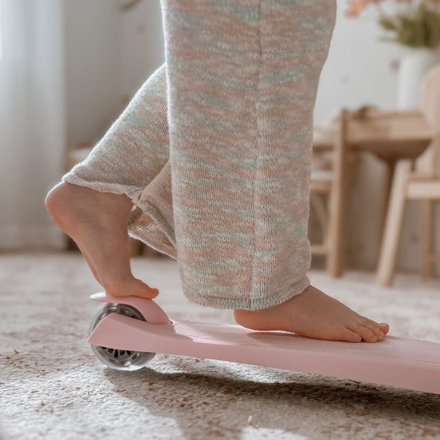 MHH 3 Wheel Folding Scooter - Rose Pink