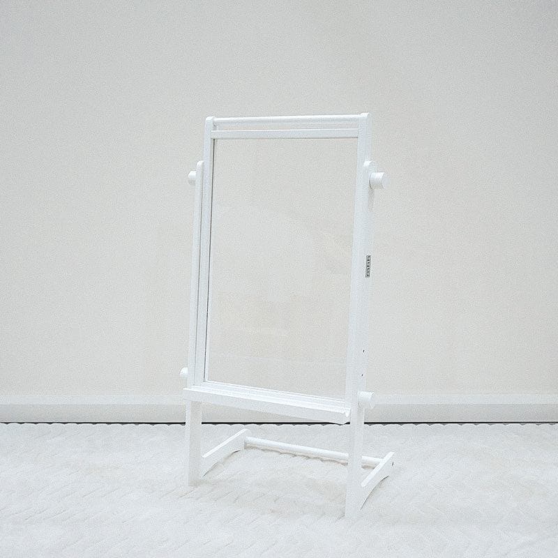 MHH Adjustable Toddler Easel - White
