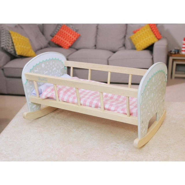 Petworth Cradle (with bedding)