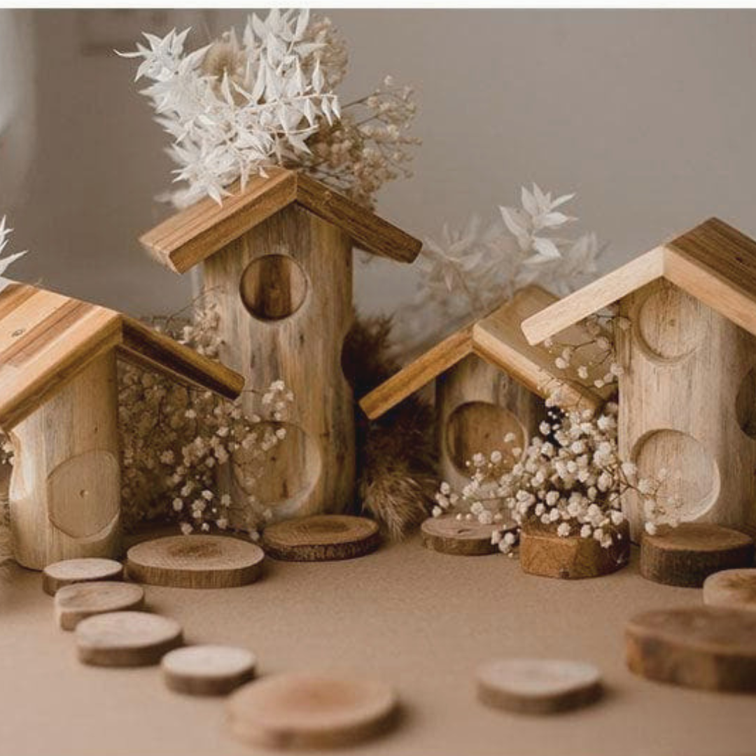 Light Tree Log Houses - Set of 4