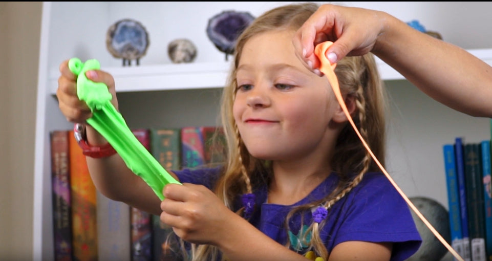 National Geographic Glow-in-the-Dark Slime Lab