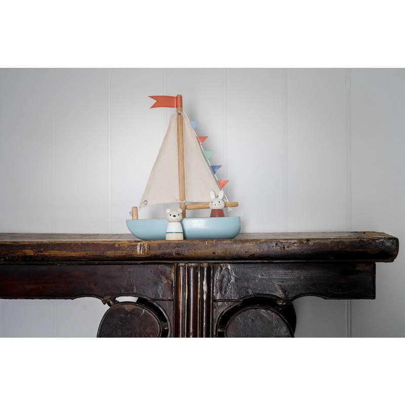 Sailaway Boat