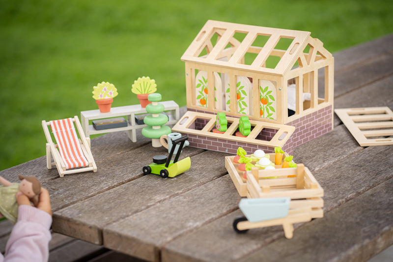 Greenhouse with Garden Set