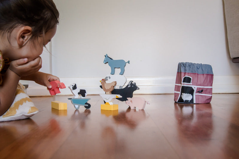 Stacking Farmyard Animals with Bag