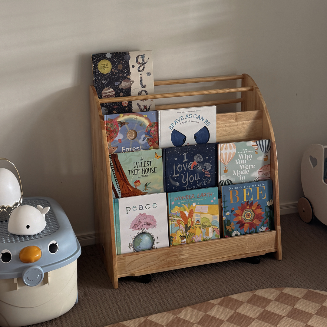 How to Style a Kids Bookshelf (That Children Actually Use)