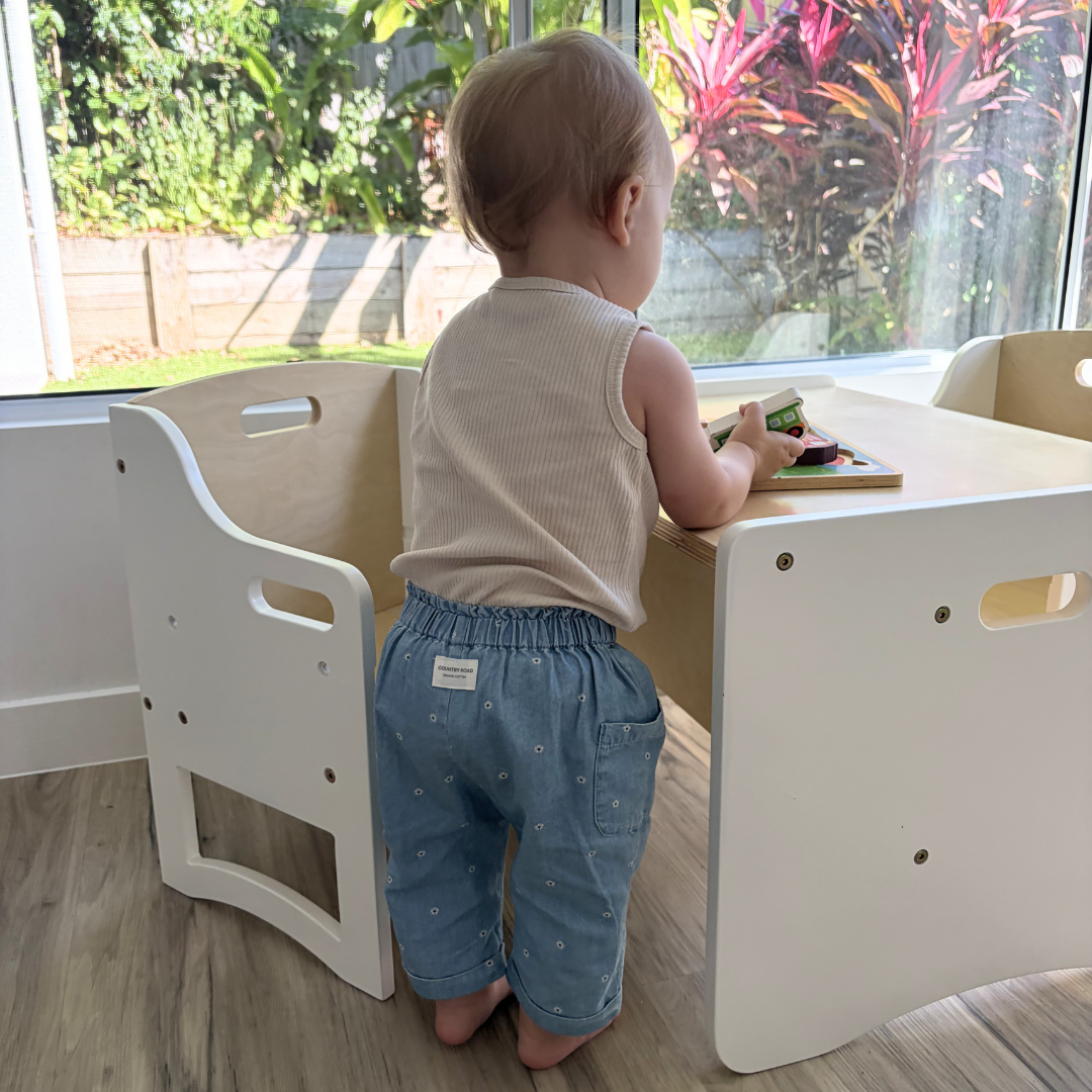 Combination Table & 2 Chairs - White and Varnish