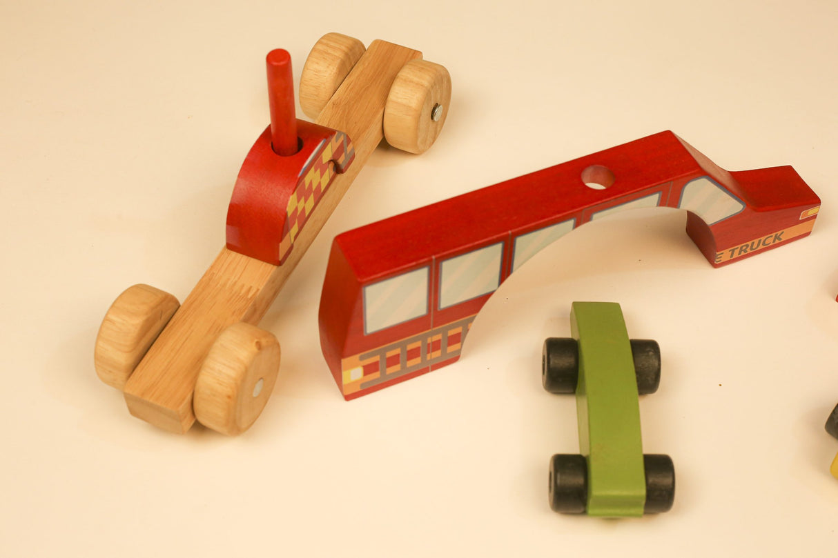 2-in-1 Stacking Fire Truck