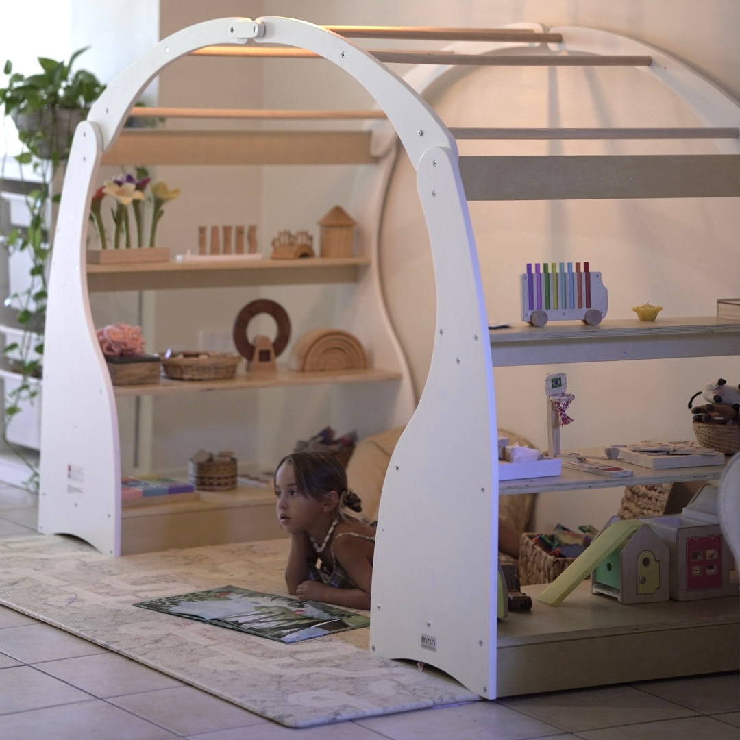Wanderlust Play Stand Full - White Birch