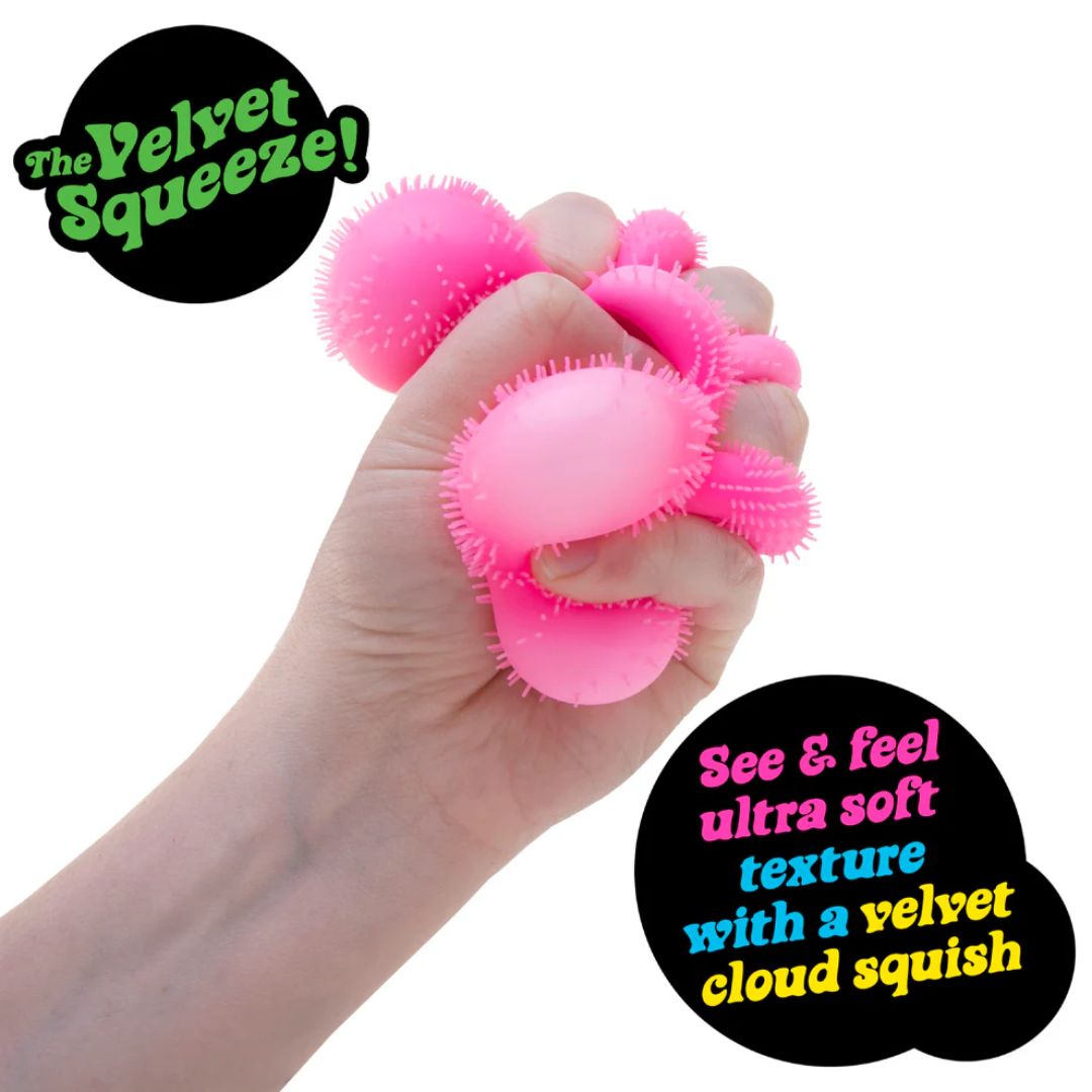 Fuzz Ball Flower Power Nee Doh *March PRE ORDER*