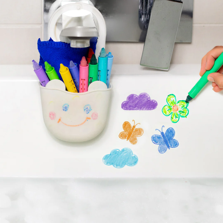 Everything included in the Bath Crayon Station - Rainbow Splash