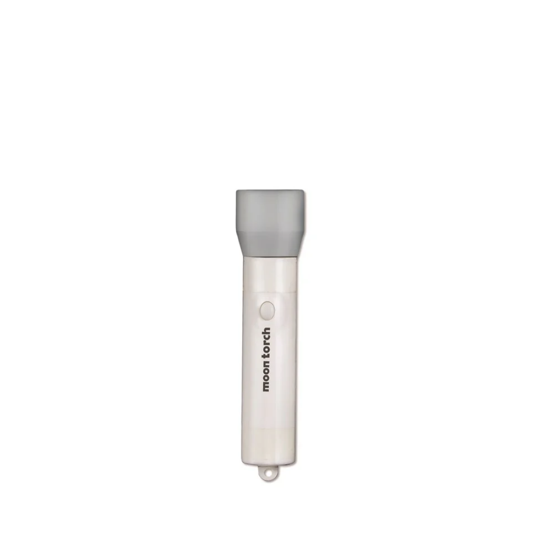 4M Toys Moon Torch – enjoy your own portable torch and explore light and shadows in a fun way