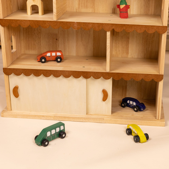 Cottage Dollhouse Bookshelf