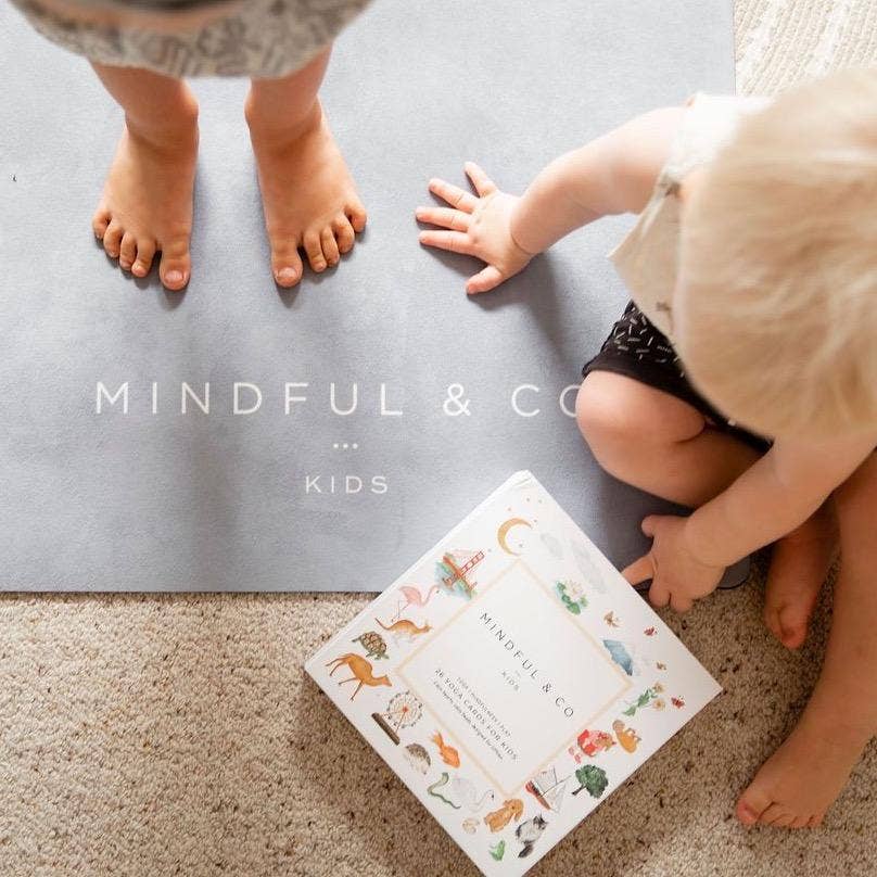 Close-up detail of the Mindful and Co Kids Kids Yoga Mat : Coal