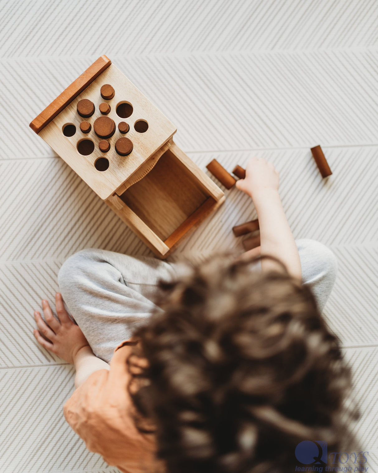 Montessori Cylinder Post Box