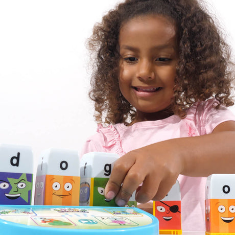 Packaging for the Alphablocks Phonics Fun