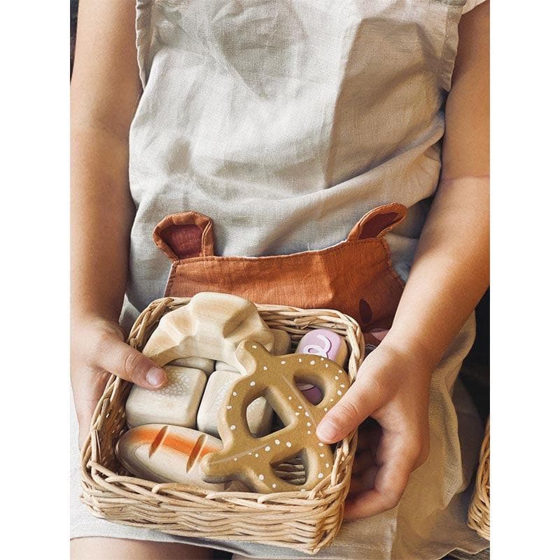 Tender Leaf Bread Basket – fresh from the bakery – still warm (in imagination, anyway)