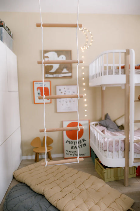 Kinderfeets Climbing Ladder – can you climb to the tip-top?