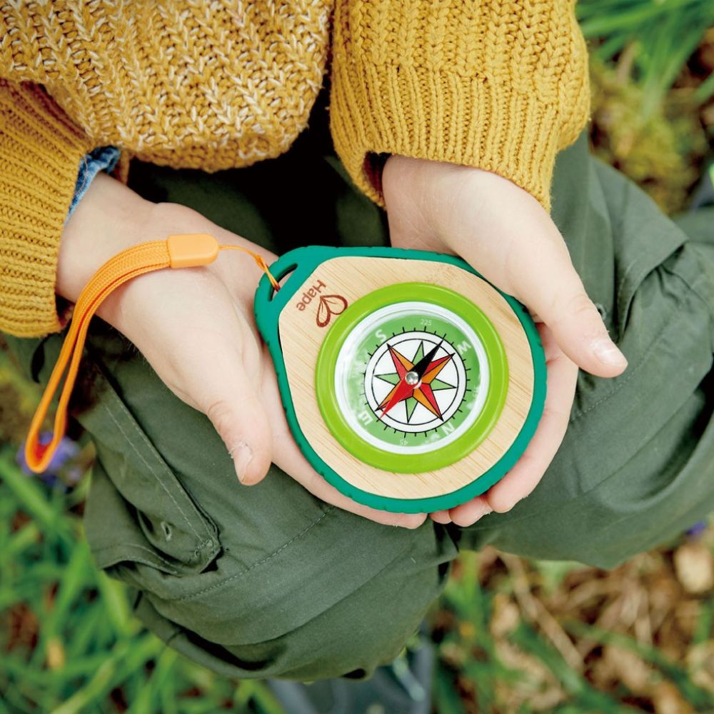 Hape Compass Set wooden toy – find your way with this real working compass set