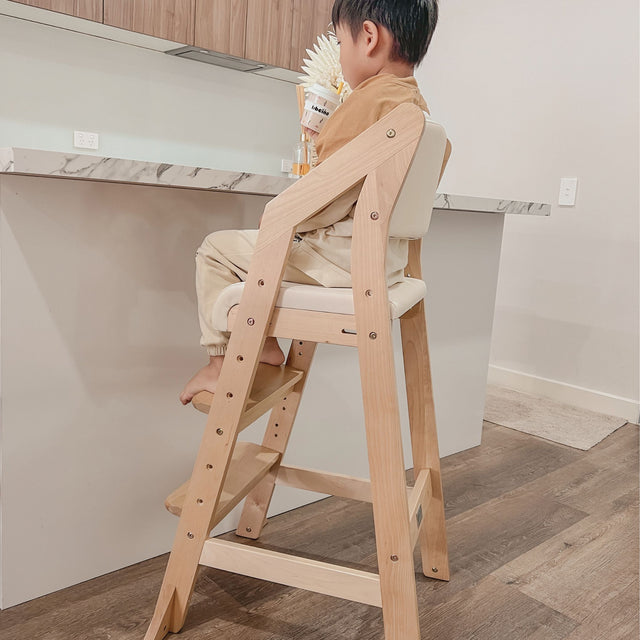 Dine and Grow TODDLER ISLAND CHAIR - Walnut & Black