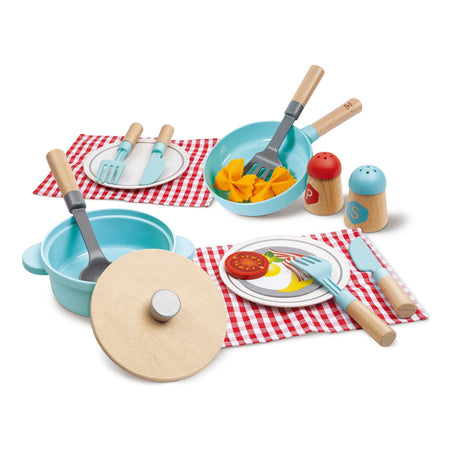 Hape Little Chef Cooking & Serve Play Set play kitchen for children aged 2+