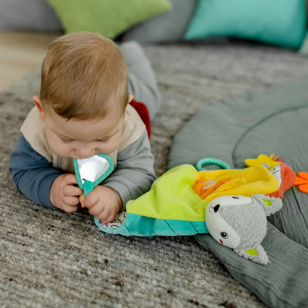 Close-up detail of the Fehn Activity Comforter Fox Deluxe