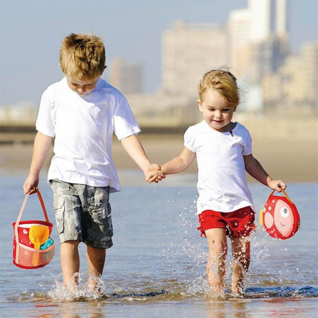 Hape Fold and Go Beach Set outdoor toy – be fully prepared for the summer with this adorable beach play set