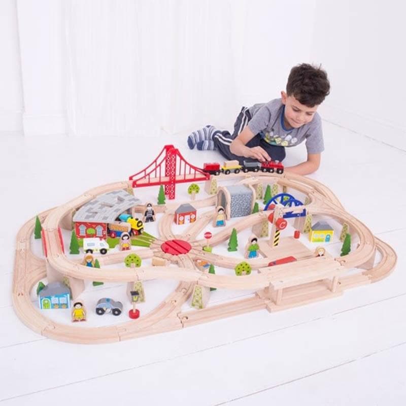Bigjigs Freight Train Set toy vehicle – one hundred and thirty pieces of full-scale railway industry