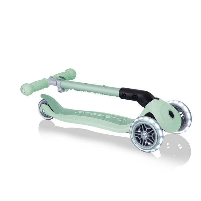 Globber ECOLOGIC JUNIOR Foldable Scooter Lights - Pistachio