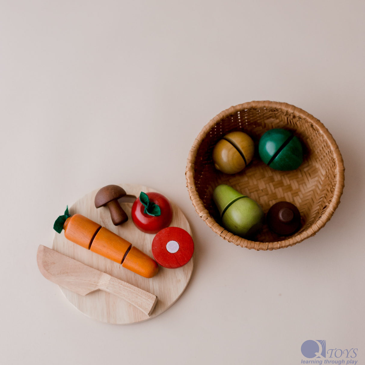 Coloured Fruit Basket (with knife & cutting board)