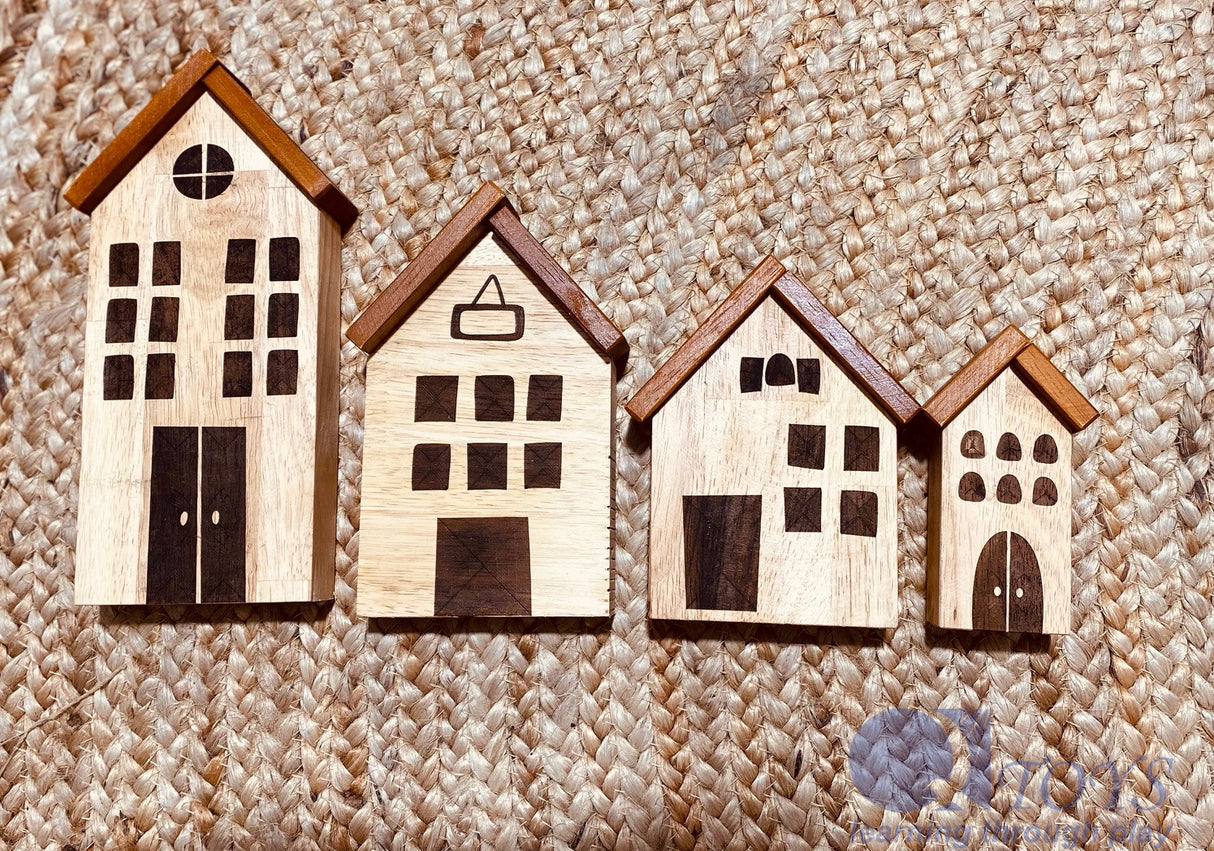Natural Play House - set of 4