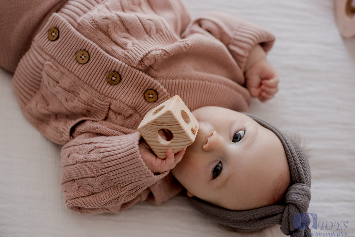 Cube Rattle