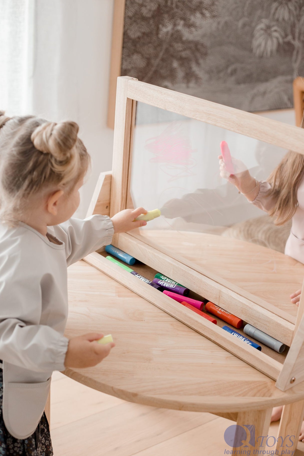 4 in 1 Table Easel