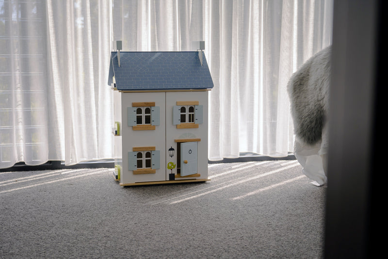 Daisylane Sky Doll House