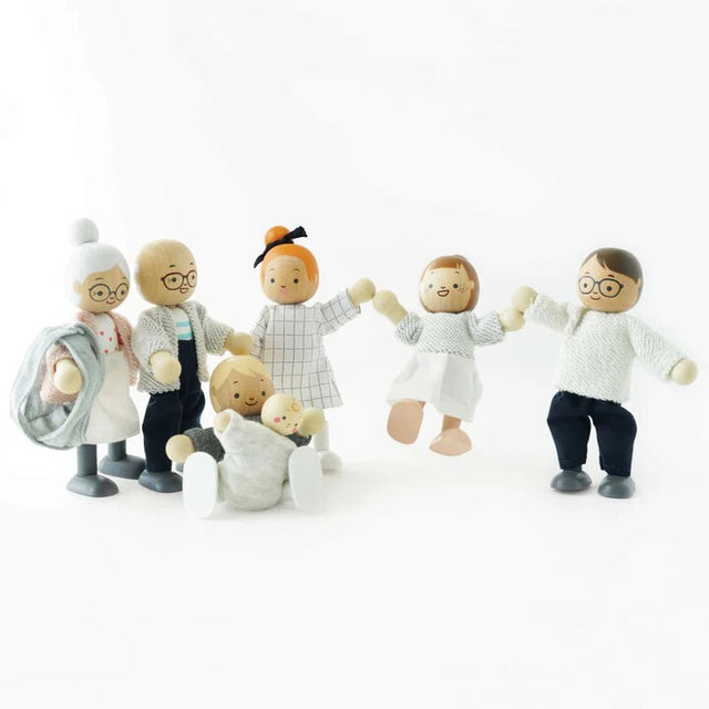 Dolls House Family