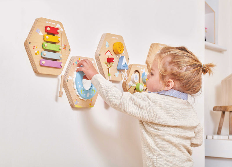 Petilou Mirror Activity Tile