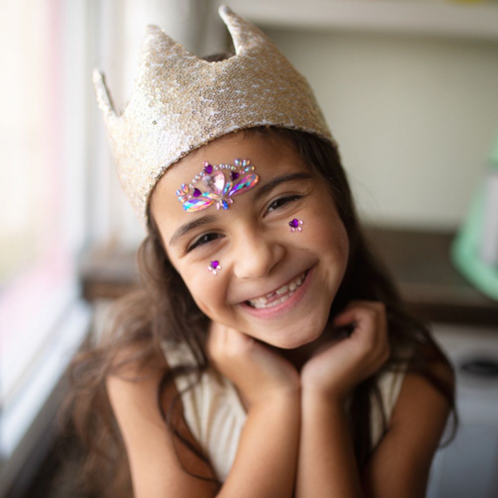 Close-up detail of the Precious Gold Sequin Crown