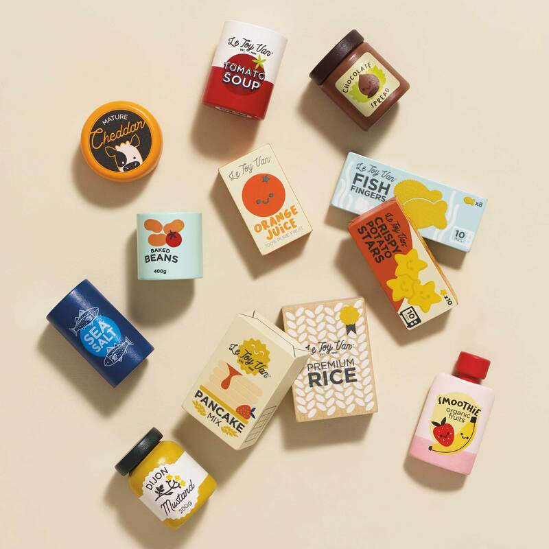Le Toy Van Supermarket Grocery Weekly Shop – the weekly shop, all twelve essentials