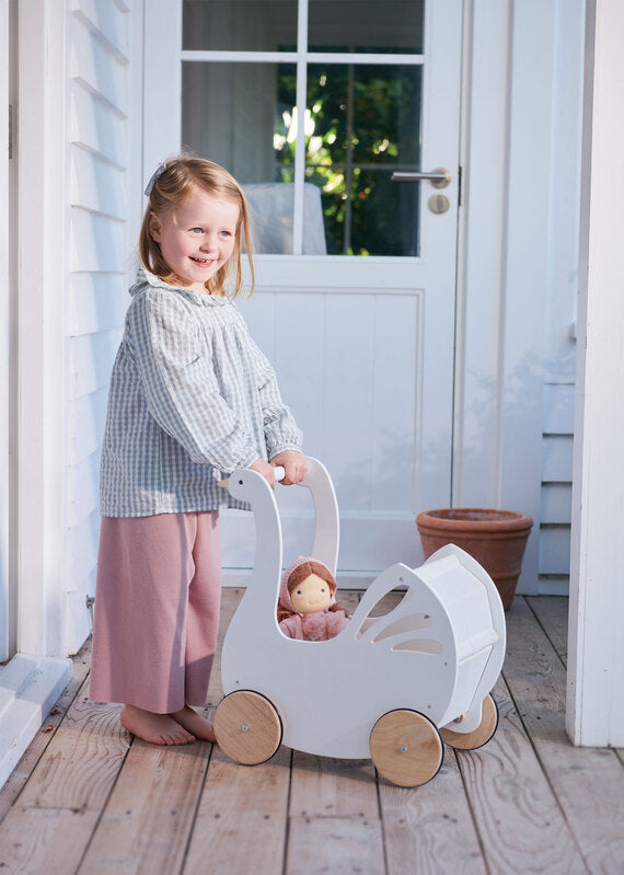 Sweet Swan Doll Pram