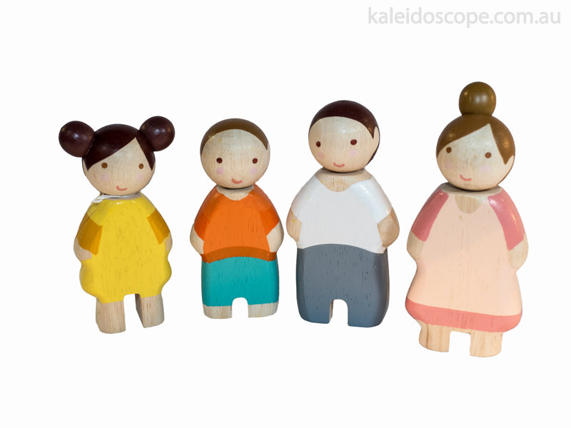 Wooden Family of Four
