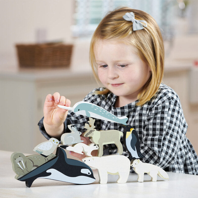 Polar Animals Display Shelf Set