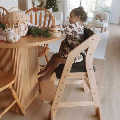 Dine and Grow HIGH CHAIR - Black & Varnish (with Harness)